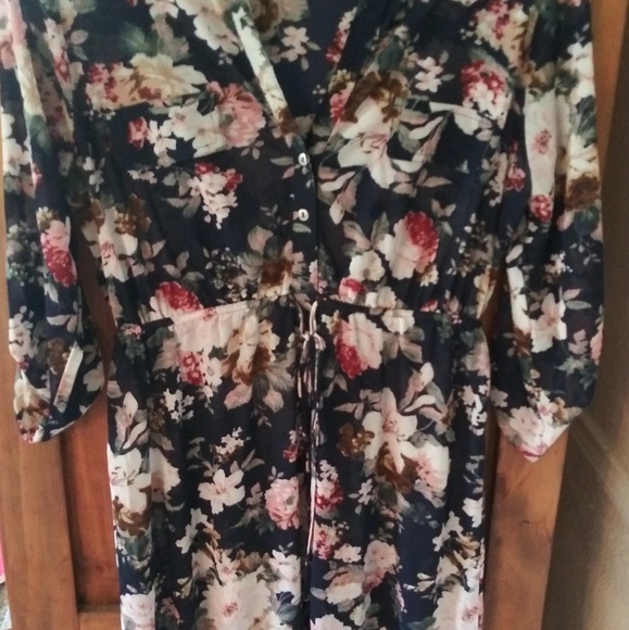 Floral maternity dress - Picture 3 of 5